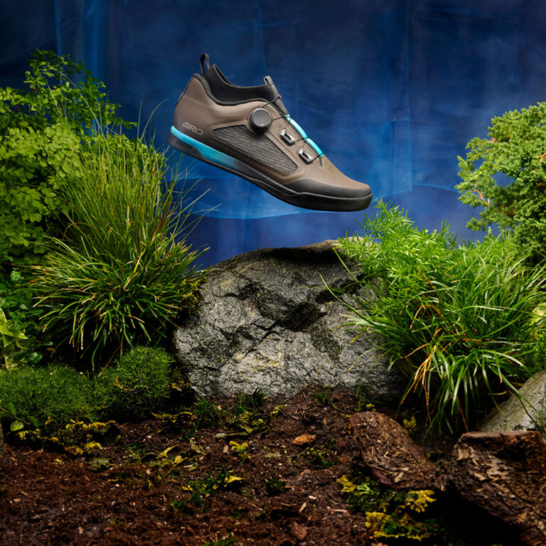 Burst Chamber TR Shoe