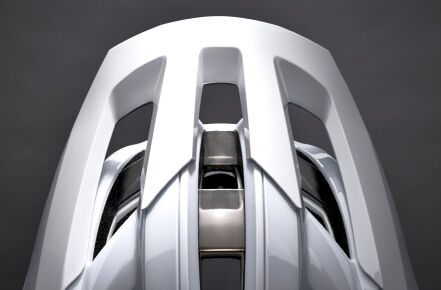 Giro Integrated 2-Position Visor